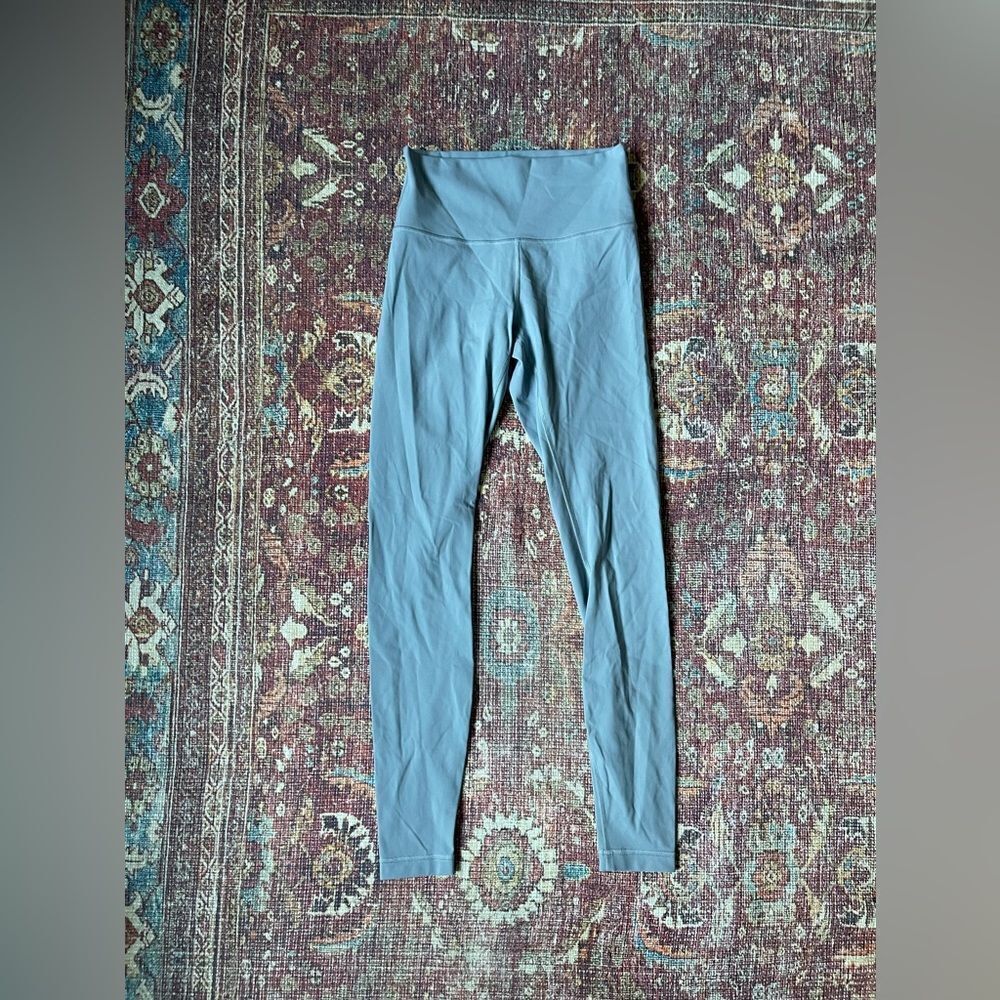Lululemon light blue wunder under high rise tight leggings size 6